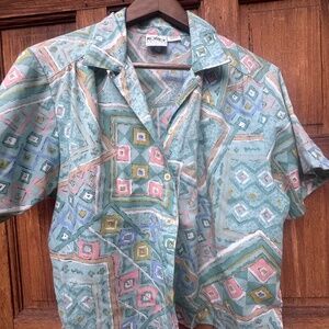 Vintage women’s Koret button down blouse
